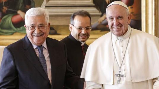 le-pape-recoit-abbas-qui-inaugure-l-ambassade-palestinienne-au-vatican